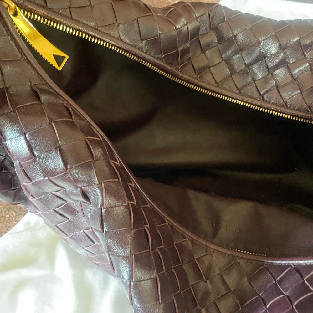 Bottega Veneta Deep Grape NWT Leather Bag SOLD OUT - Picture 10 of 11